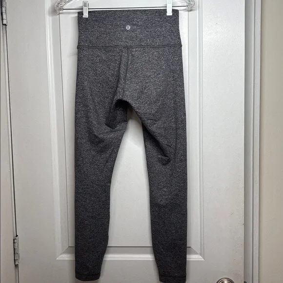 Lululemon Wunder Under High Rise 28" in Heathered Black - Picture 4 of 9